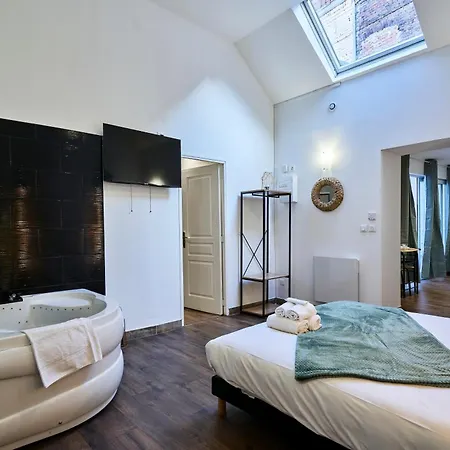Ng Prestige - Balneo - Tv - Netflix - Wifi - Cour Apartment *