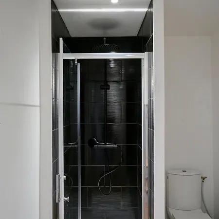 Ng Prestige - Balneo - Tv - Netflix - Wifi - Cour Apartment Roubaix