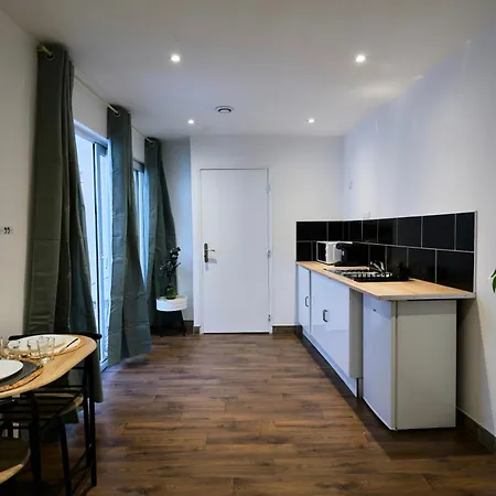 Apartment Ng Prestige - Balneo - Tv - Netflix - Wifi - Cour *